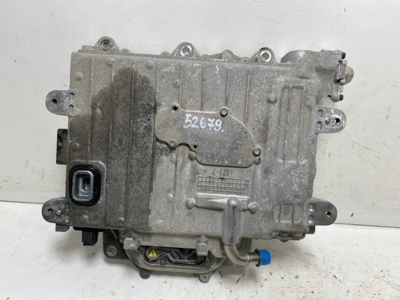 Hyundai KONA / ELECTRIC 2018-23 Battery charger view 3