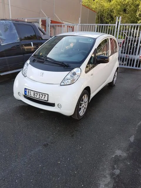 Peugeot ION Motorháztető