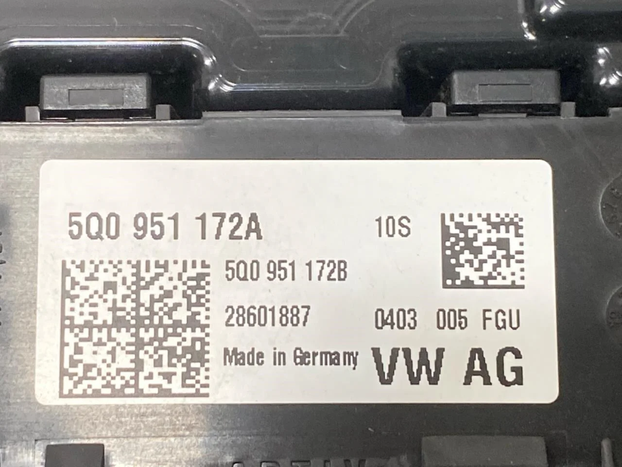 Volkswagen ID.5 2022- Tetővilágítás (belső lámpa) nézet 3