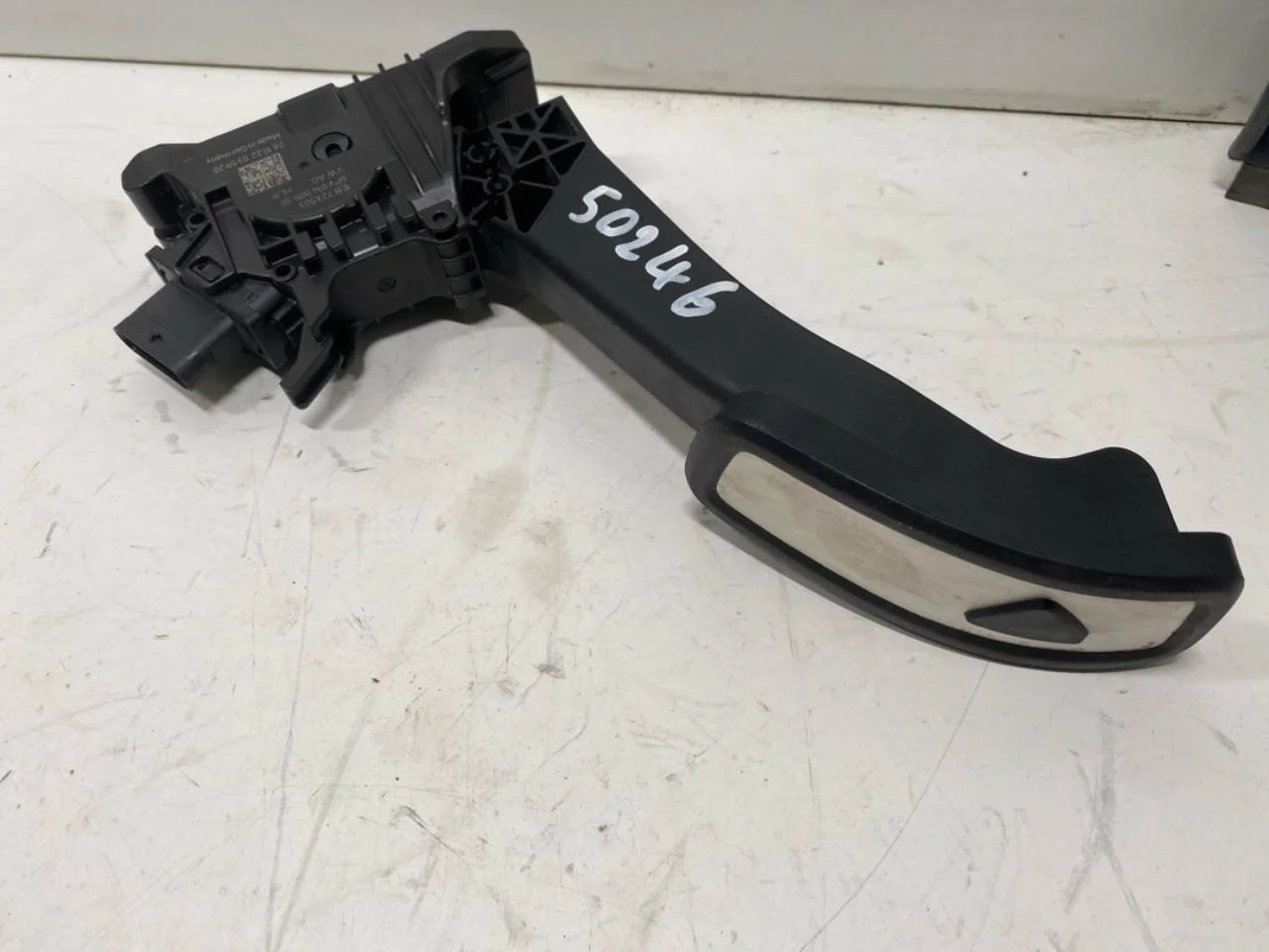Volkswagen ID.5 2022- Accelerator pedal view 2