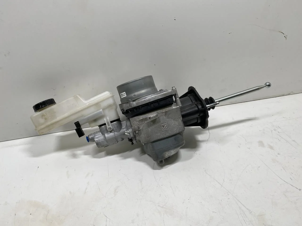 Volkswagen ID.5 2022- Brake booster view 3