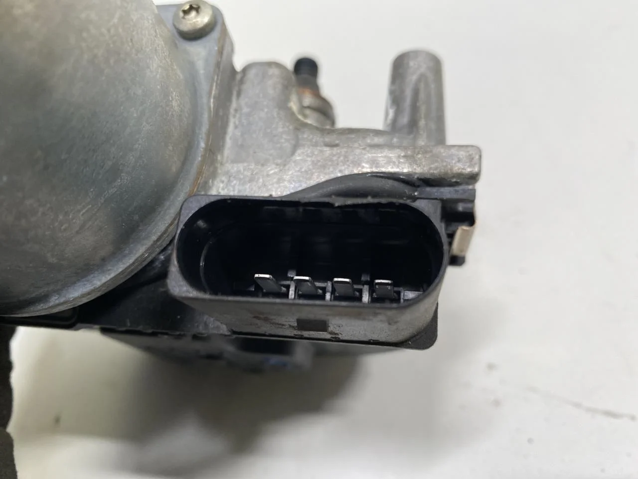 Volkswagen ID.5 2022- Ablaktörlő motor, szélvédő nézet 4