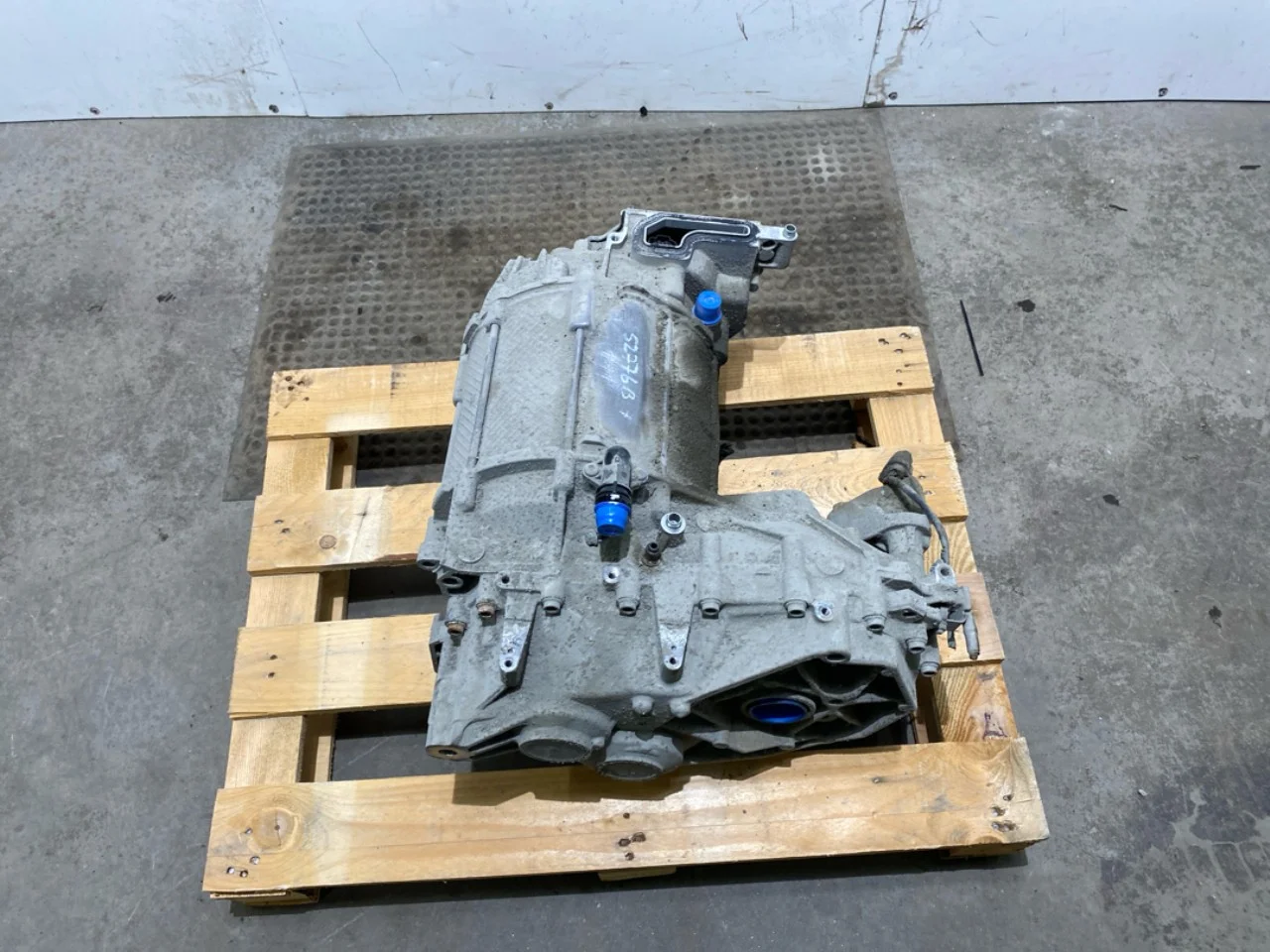 Volkswagen ID.4 2021- Elektromos motor, hátsó