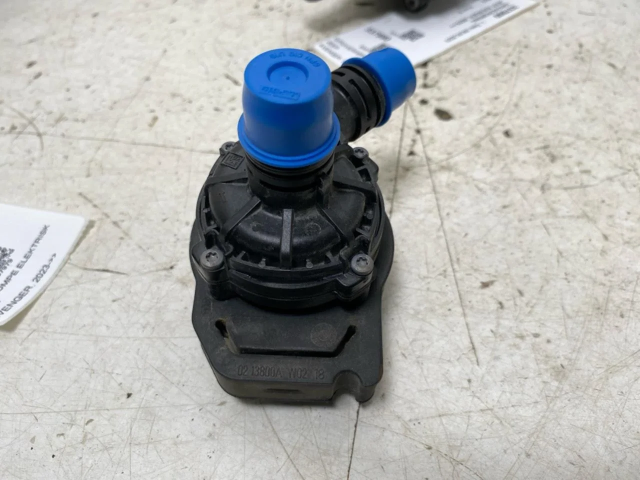 Jeep AVENGER 2023- Circulation pump view 2