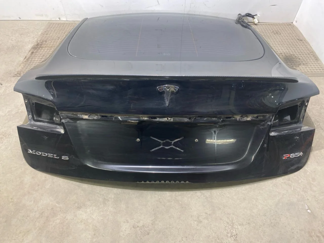 Tesla MODEL S 2013- Hayon, break vedere 2