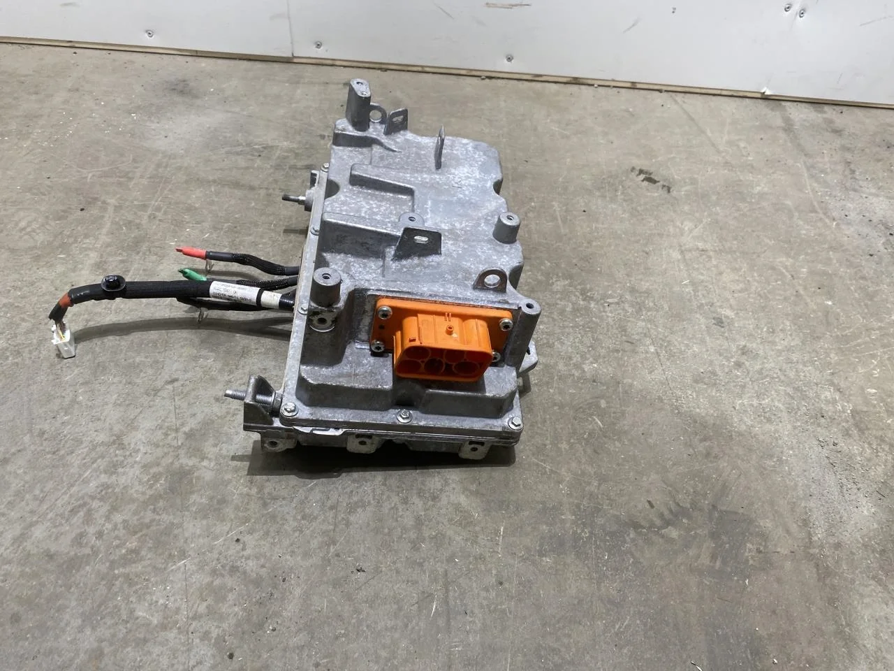 Renault ZOE/E- TECH 2013--> Inverter, 12-220V nézet 2