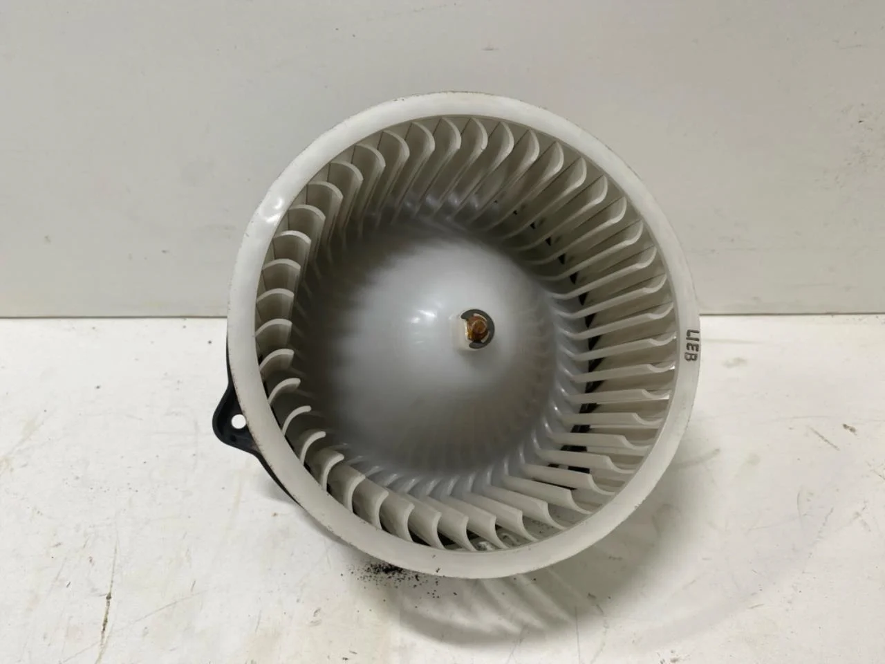 Tesla MODEL X 2016- Motor ventilator încălzire vedere 3