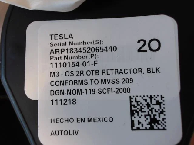 Tesla MODEL 3 2017--> Biztonsági öv, hátsó, jobb nézet 2