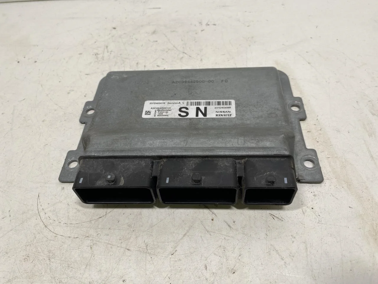 Renault ZOE/E- TECH 2013--> Injection control unit, petrol