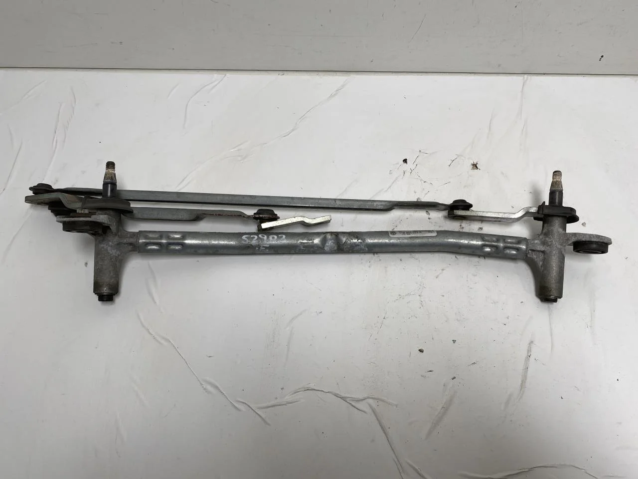 Volkswagen ID.4 2021- Ablaktörlő áttétel, szélvédő