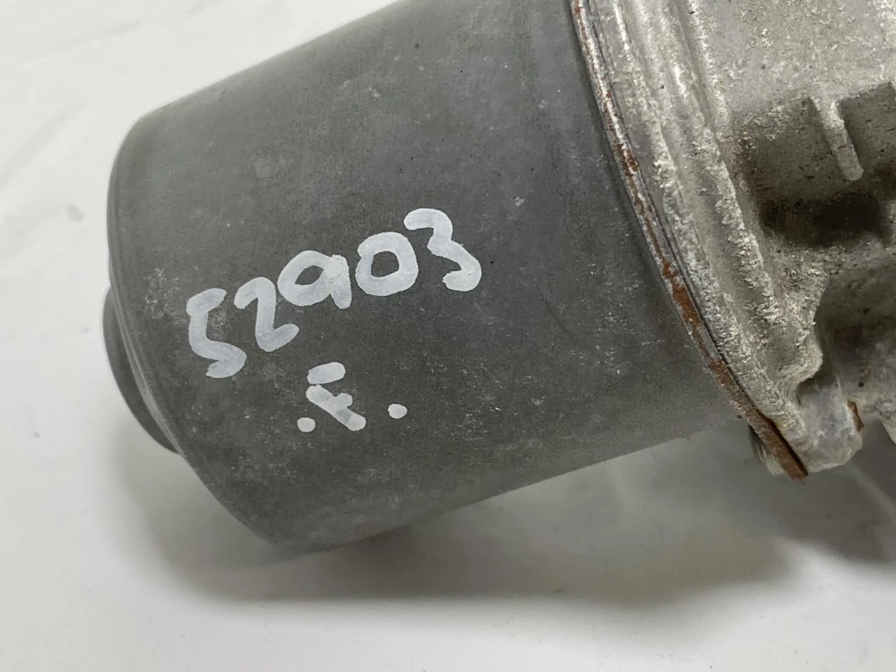 Volkswagen ID.4 2021- Motor ștergător parbriz vedere 3