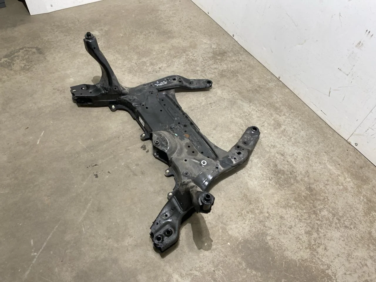 Front subframe view 3