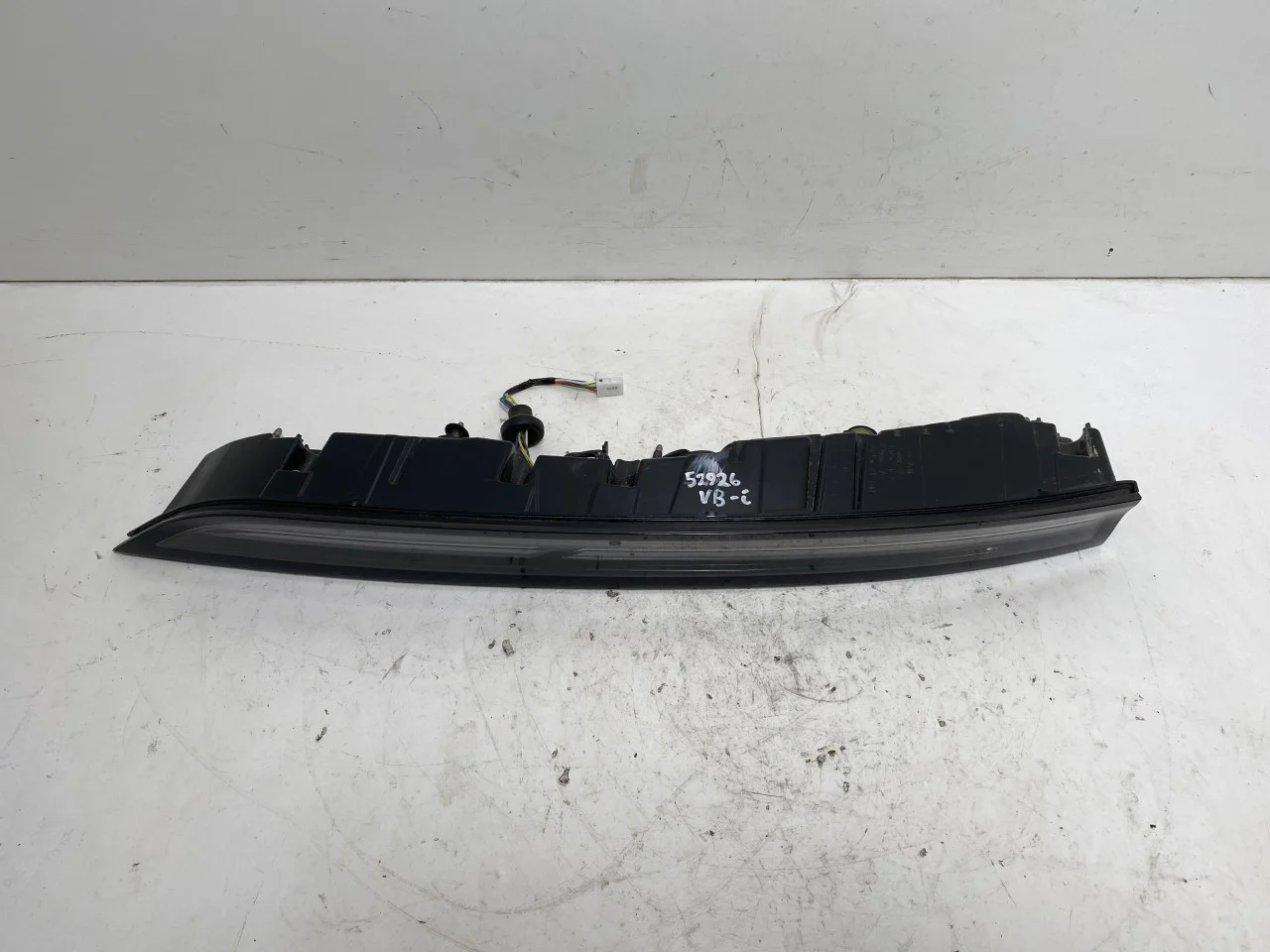 Xpeng G6 2024-> Rear light, left, on tailgate (inner) view 2
