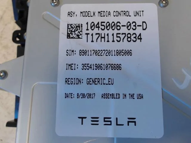 Tesla MODEL X 2016- Multifunkciós kijelző vedere 4