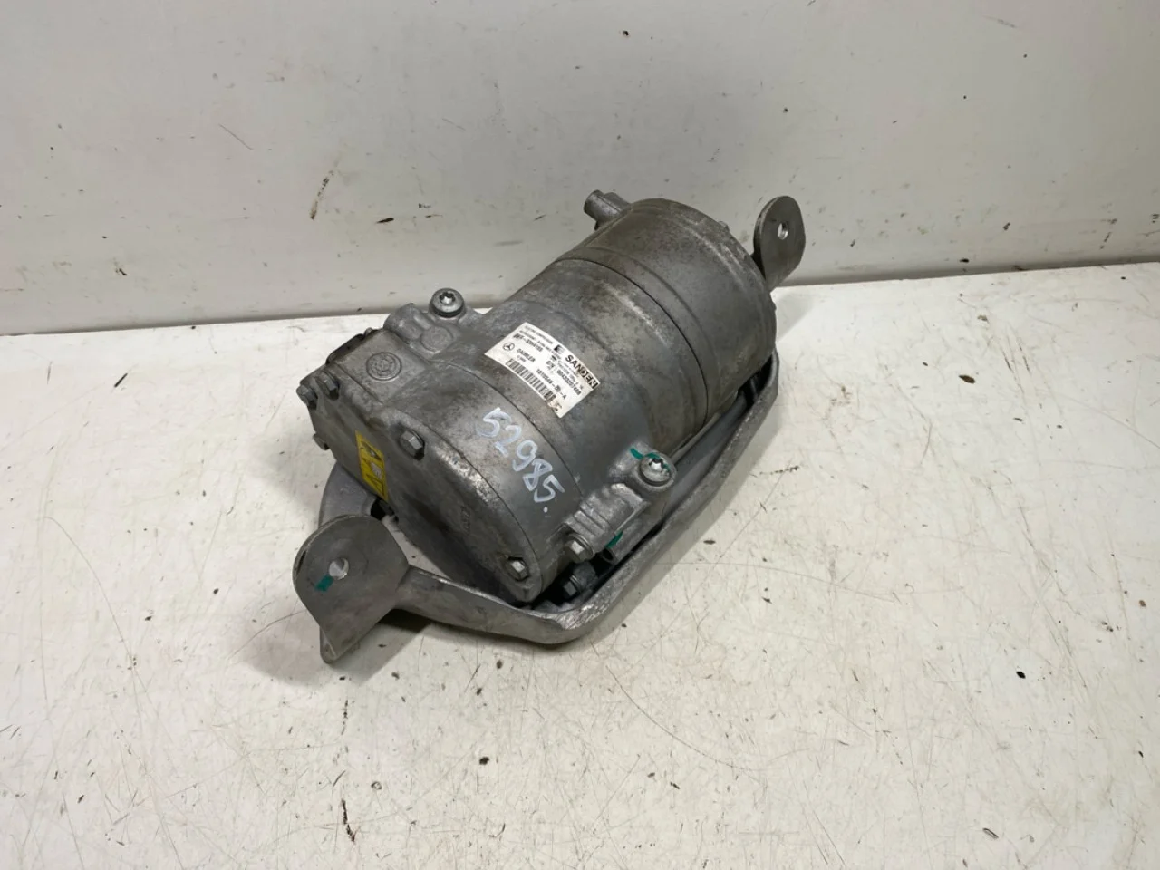 Mercedes B 180-200 W246/W242 2012-19 Klímakompresszor view 3