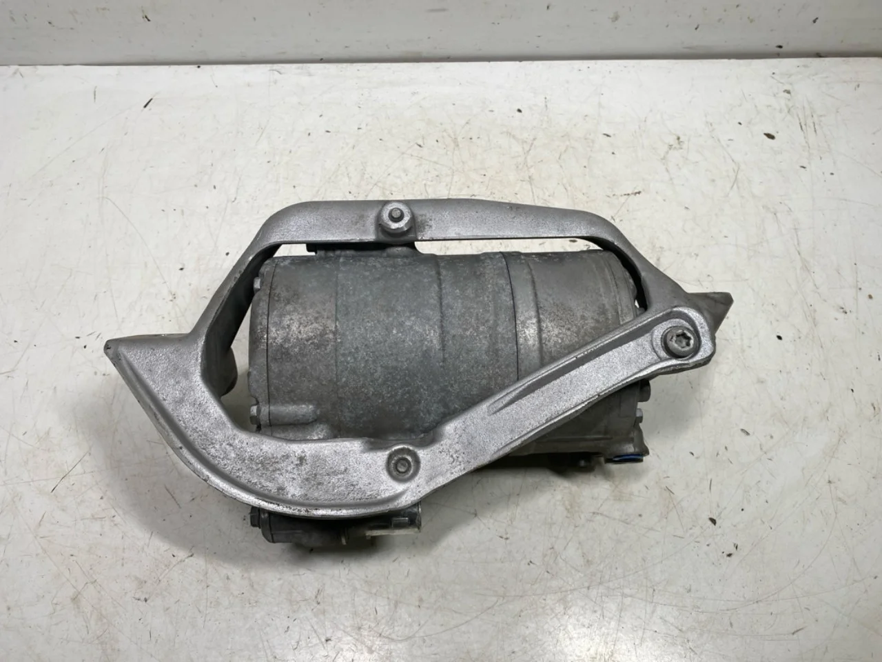 Mercedes B 180-200 W246/W242 2012-19 Klímakompresszor view 4