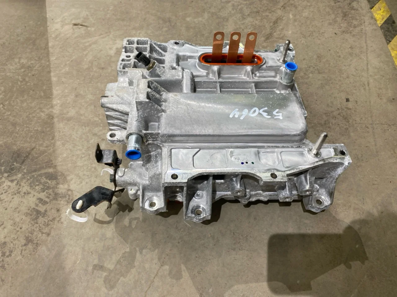 Nissan LEAF 2017-24 Inverter, 12-220V