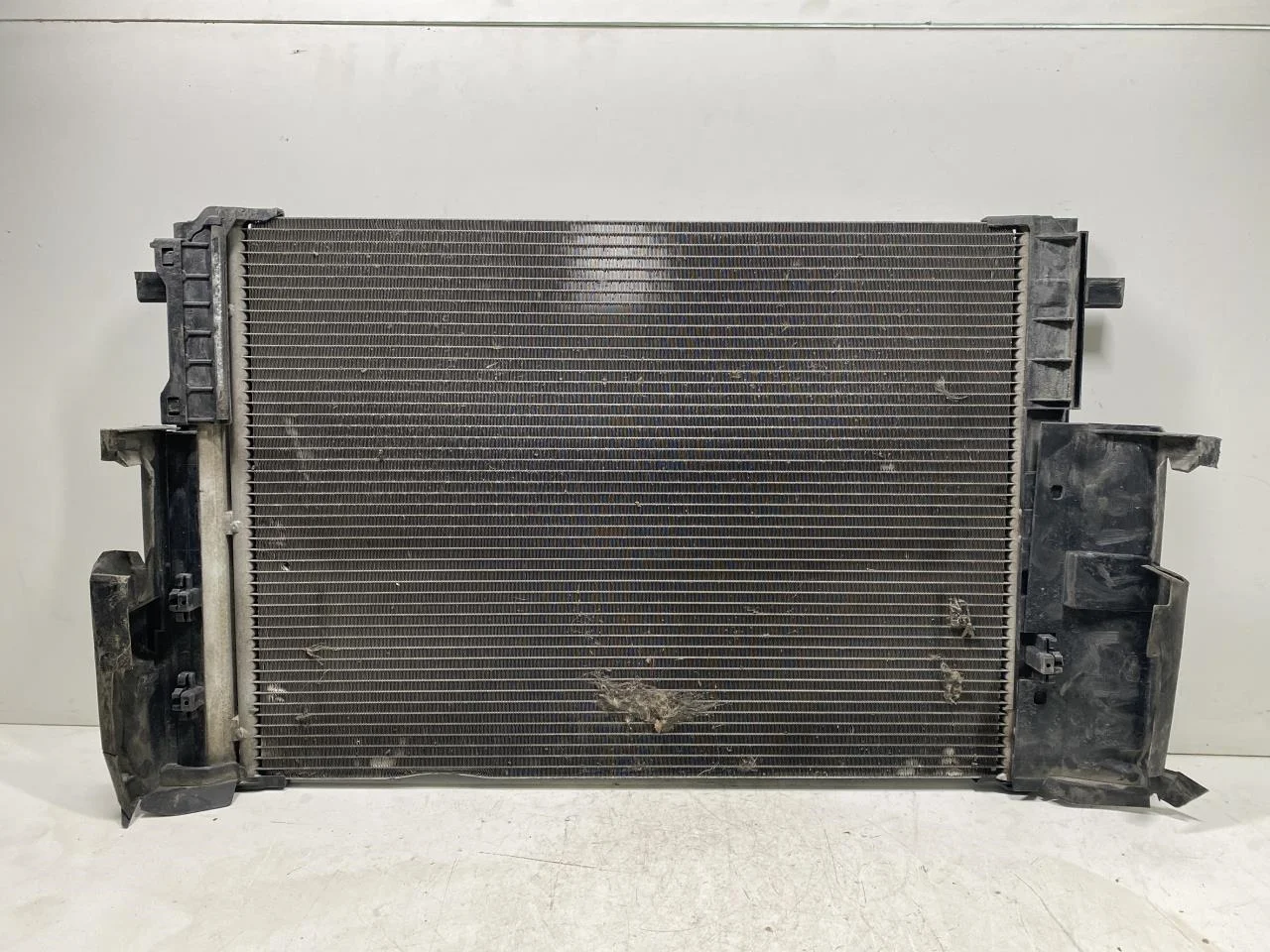 Mercedes B 180-200 W246/W242 2012-19 A/C condenser / cooler view 4