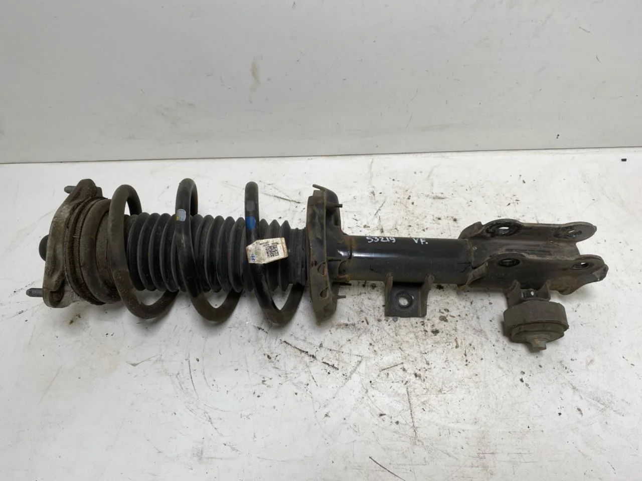Hyundai IONIQ 5 NE 2022- Strut assembly, front left