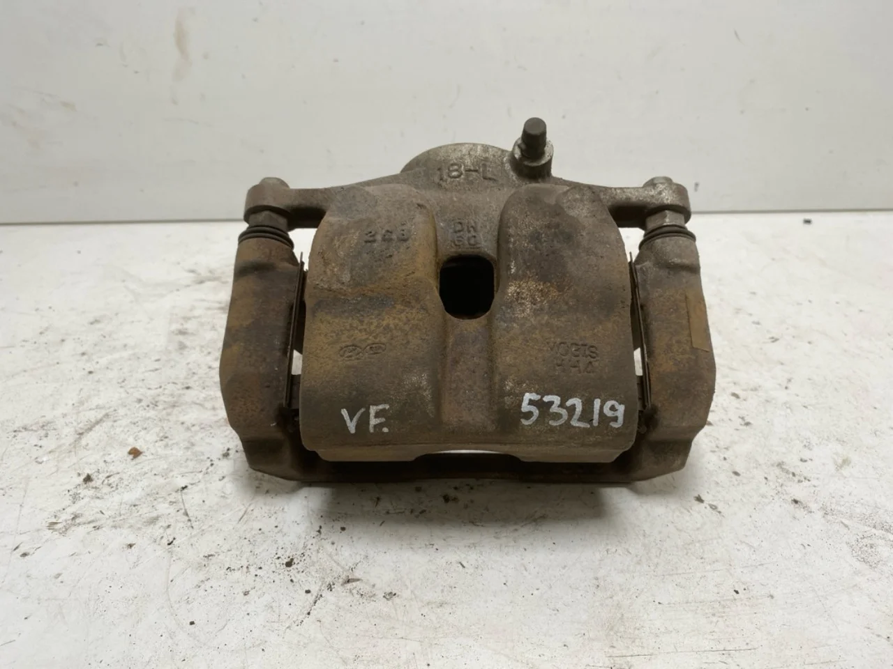 Hyundai IONIQ 5 NE 2022- Front left brake caliper