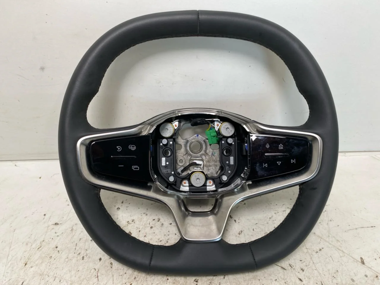 Volvo EX30 2024- Kormánykerék