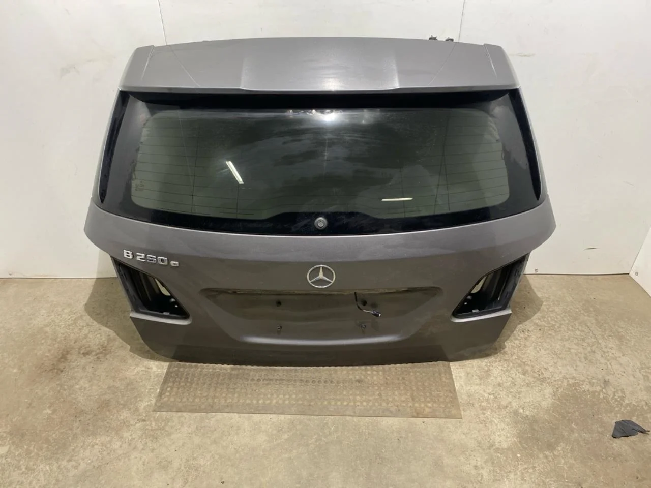 Mercedes B 180-200 W246/W242 2012-19 Csomagtérajtó, kombi