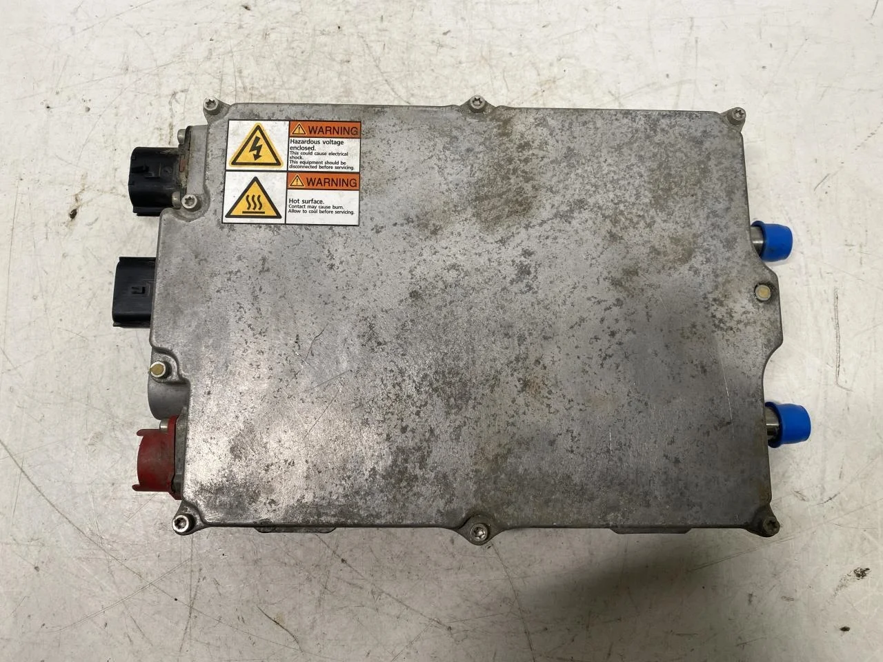 Mercedes B 180-200 W246/W242 2012-19 Feszültségátalakító, akkumulátor