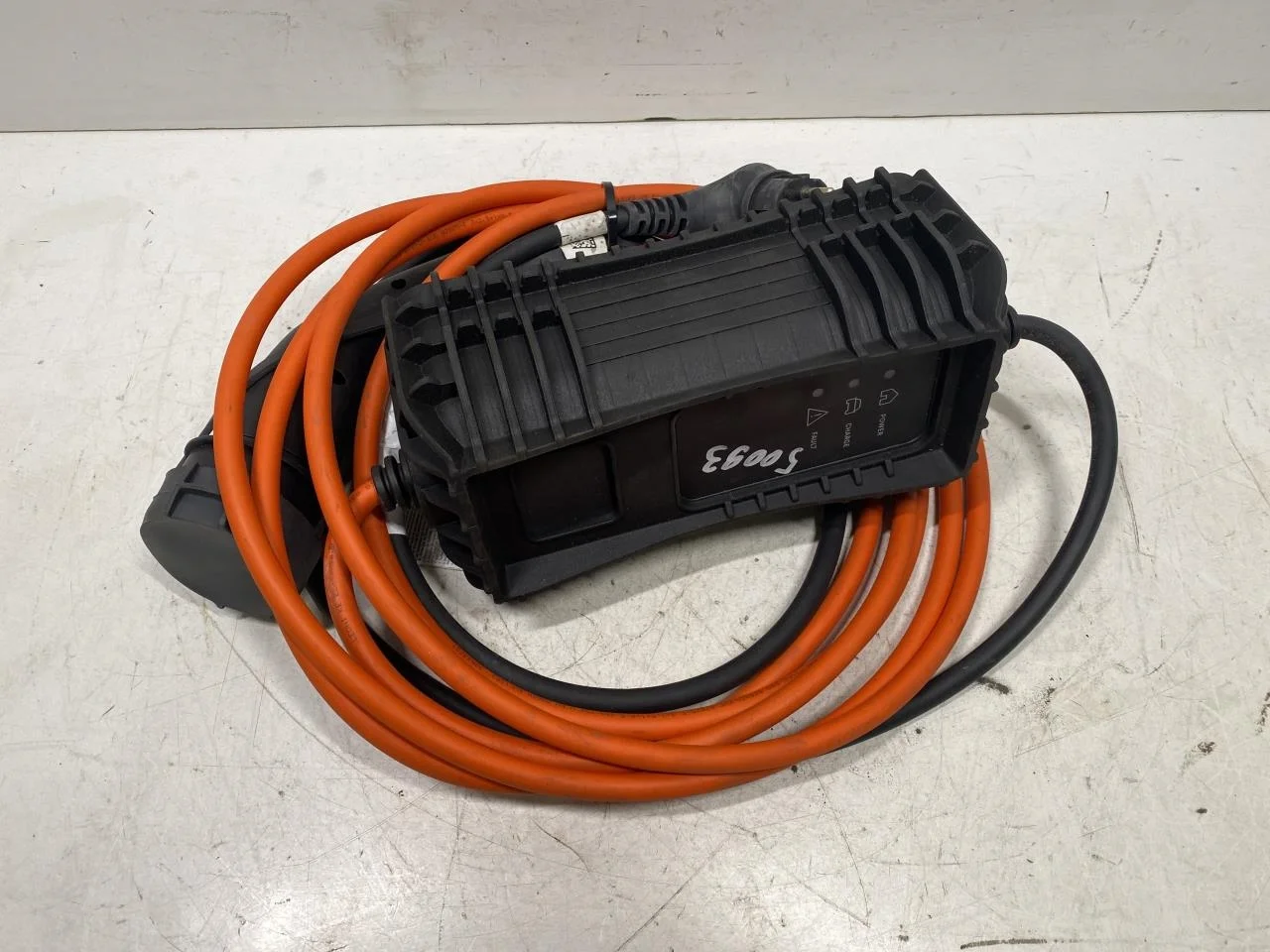 Opel / Vauxhall CORSA F 2020- Încărcător baterie