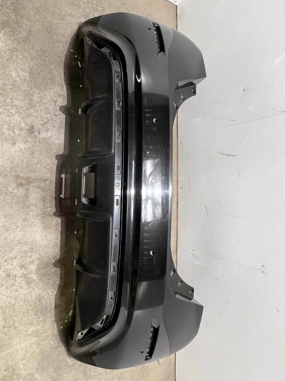 Nissan LEAF 2017-24 Lökhárító, hátsó
