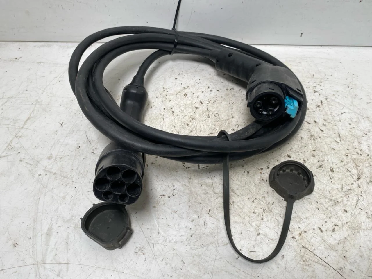 Nissan LEAF 2011-17 Battery charger