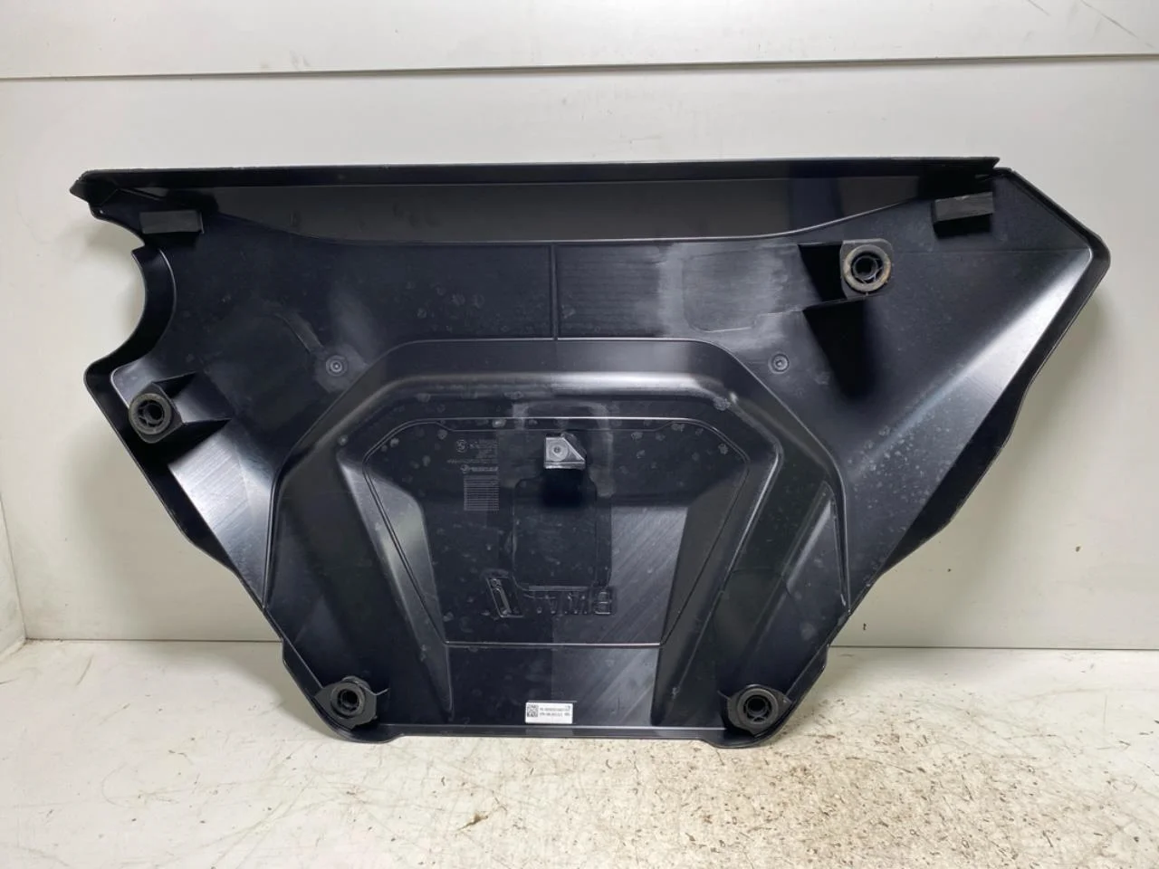 Capac motor superior vedere 2