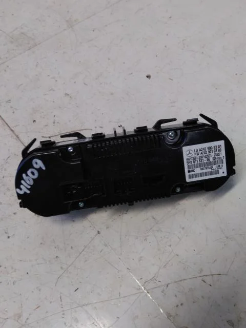 Mercedes B 180-200 W246/W242 2012-19 Fűtéskezelő egység nézet 2