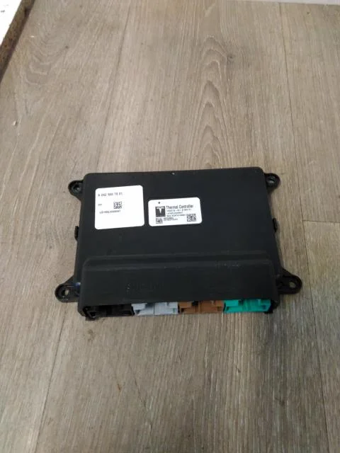Mercedes B 180-200 W246/W242 2012-19 Vezérlőegység, egyéb