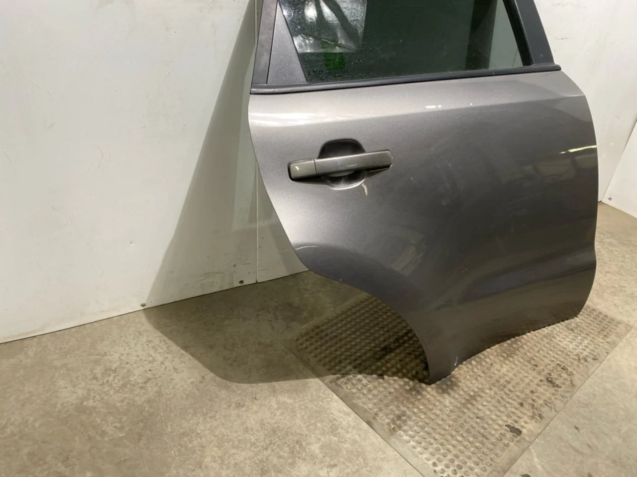 Kia SOUL 2009- Ajtó, 4 ajtós, hátsó, jobb view 2
