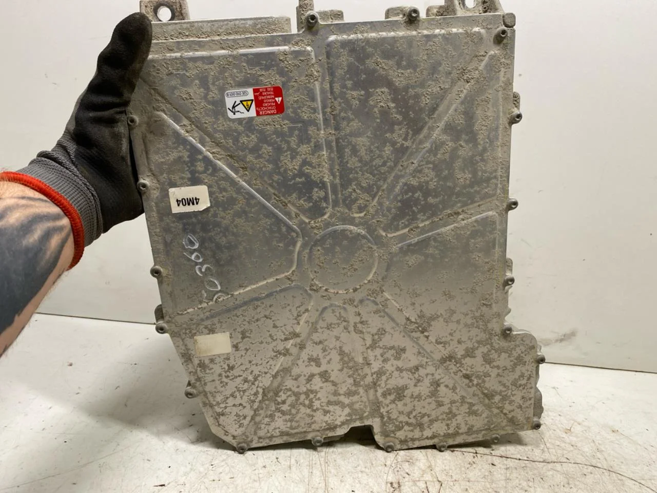 Audi Q4 E-TRON FZ 2021- Inverter, 12-220V view 3