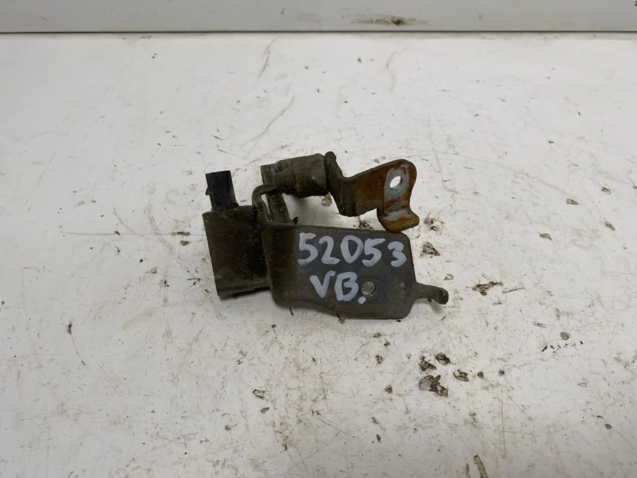 Ford MUSTANG MACH-E 2021- Senzor reglaj nivel / suspensie pneumatică
