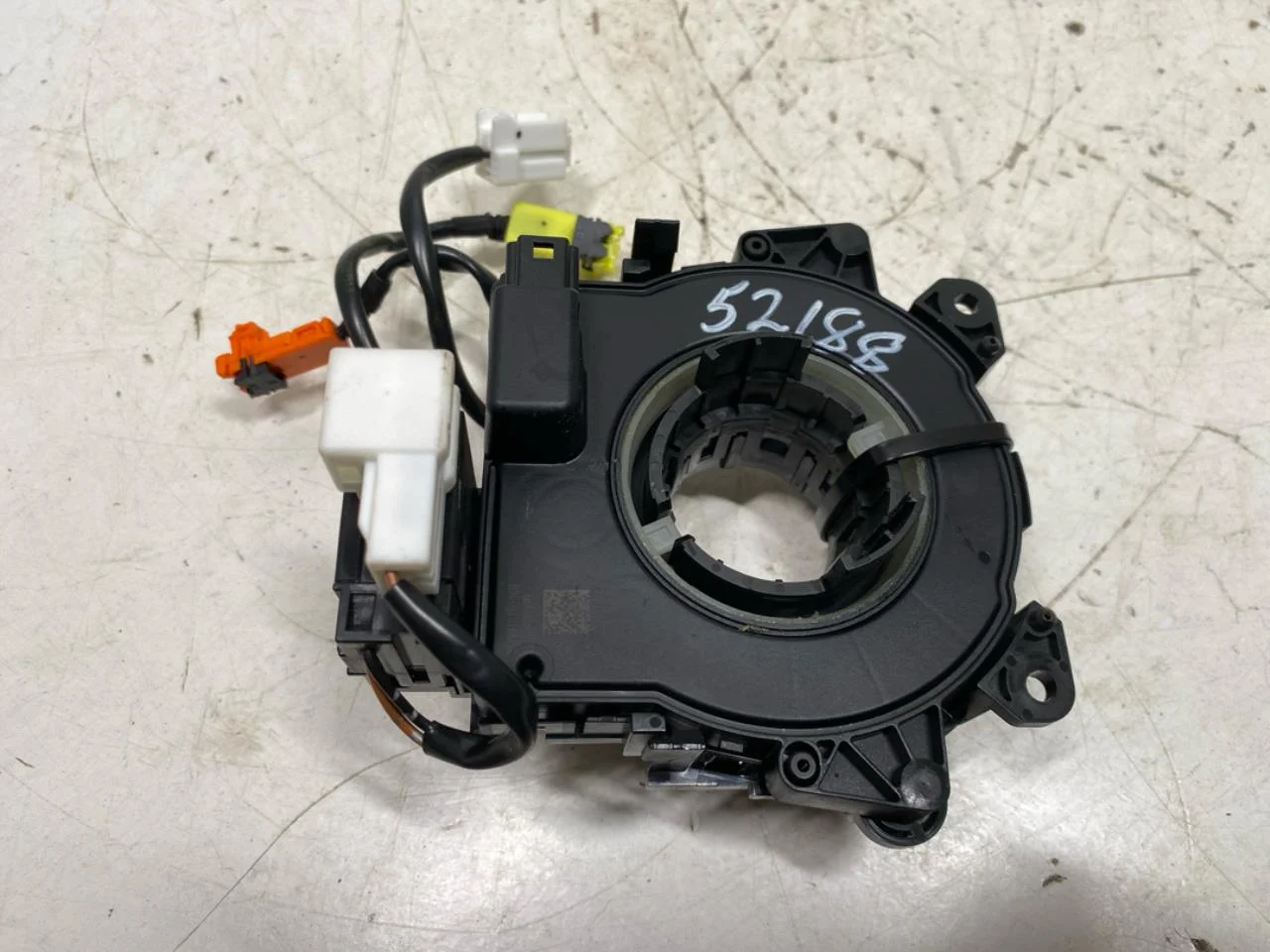 Nissan LEAF 2017-24 Airbag clock spring view 2