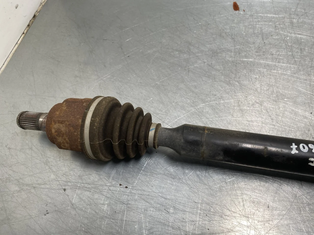 Kia SOUL 2009- Front right driveshaft view 4