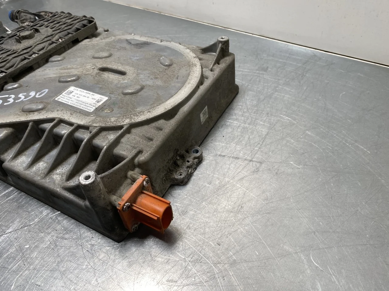 Volkswagen ID.3 2021- Încărcător baterie vedere 3