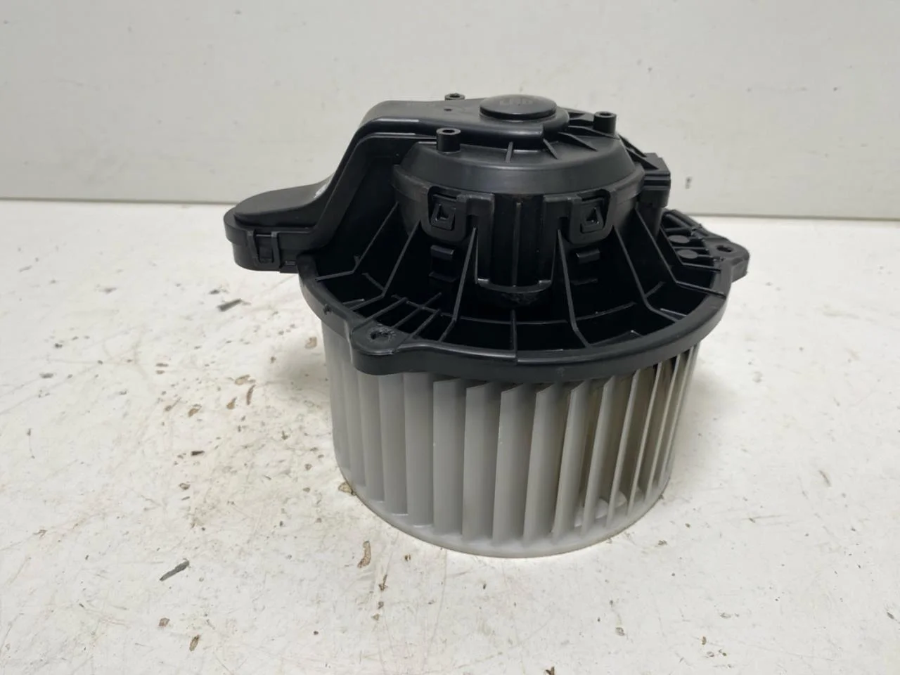 Tesla MODEL S 2013- Fűtésventilátor motor