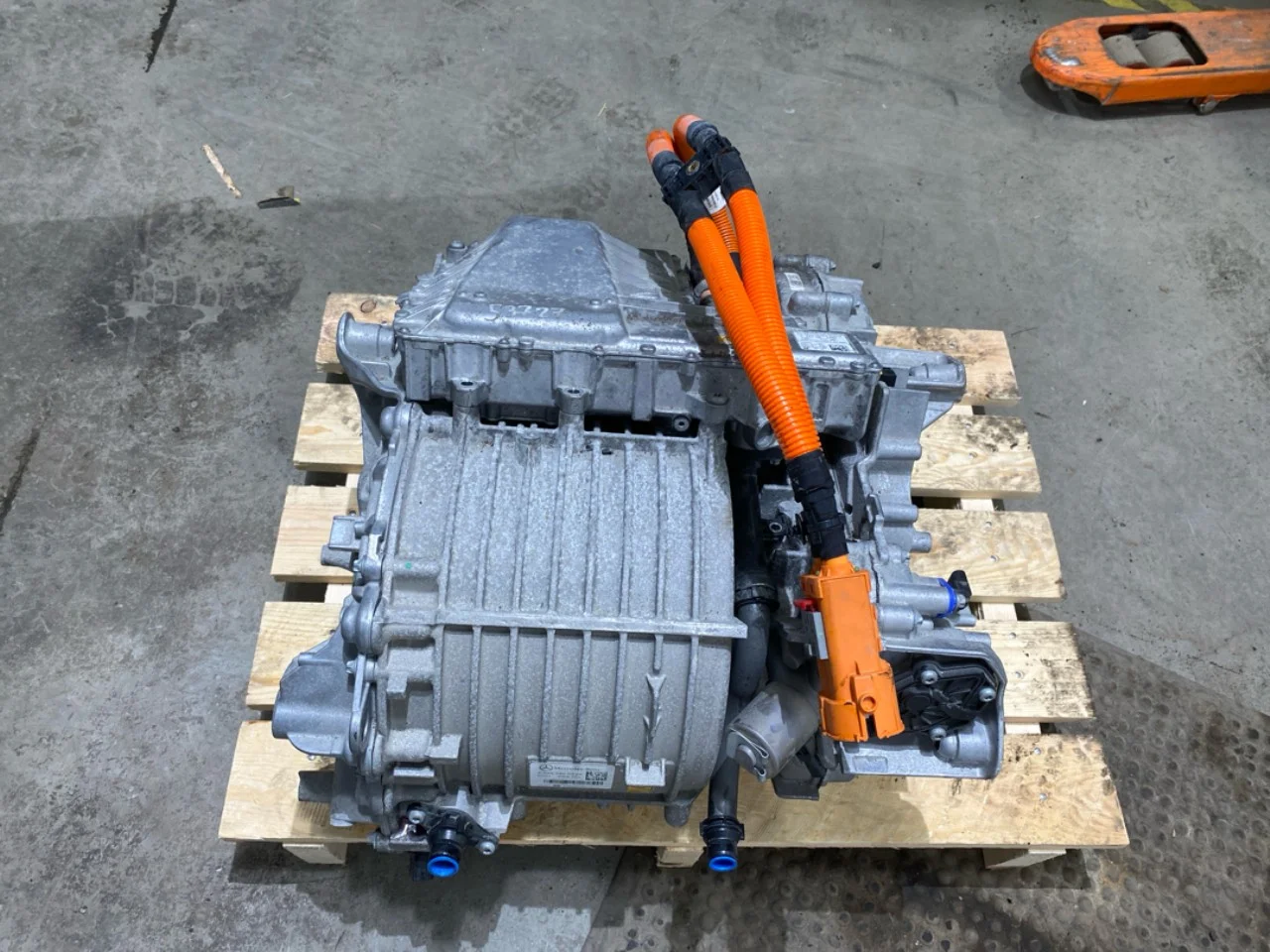 Mercedes EQA H243 2021- Elektromos motor, első vedere 4