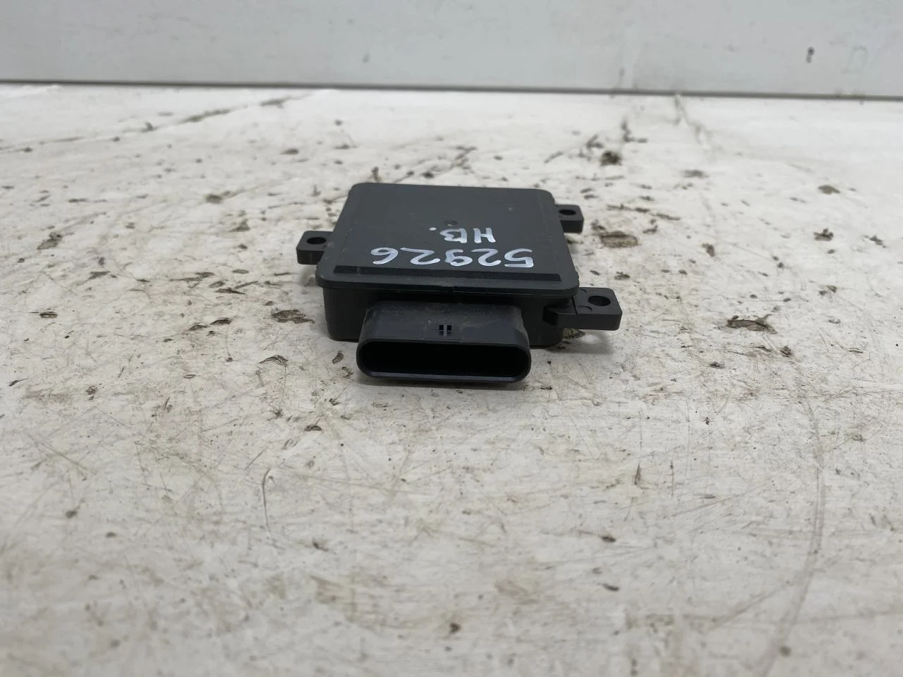 Xpeng G6 2024-> Senzor protecție activă la coliziune vedere 4