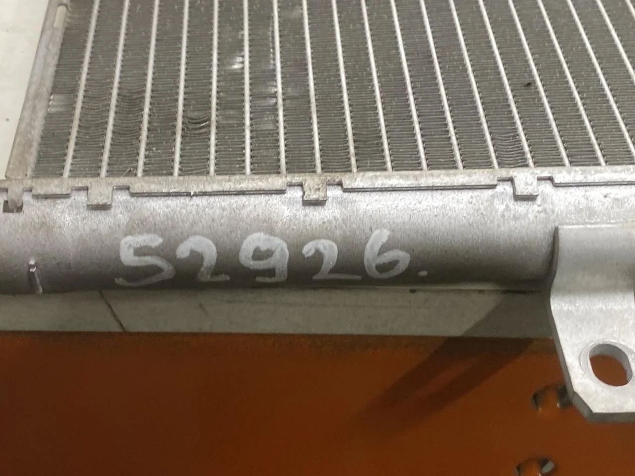 Xpeng G6 2024-> Radiator, cutie automată vedere 3