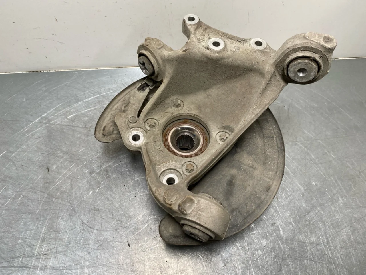 Mercedes EQA H243 2021- Portfuzetă, stânga spate vedere 2