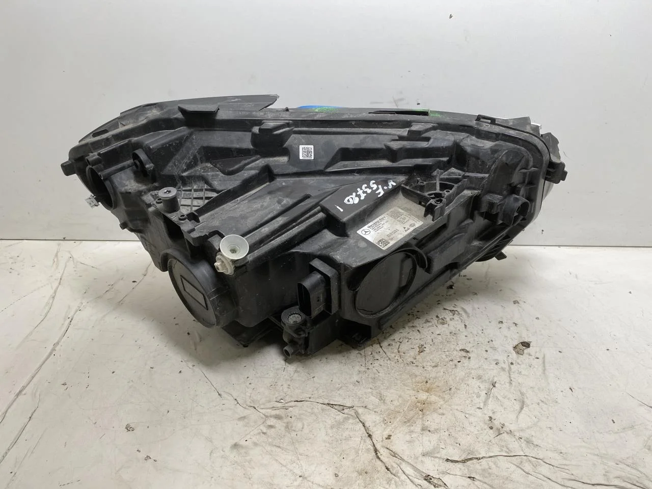 Mercedes EQA H243 2021- Fényszóró, bal view 2