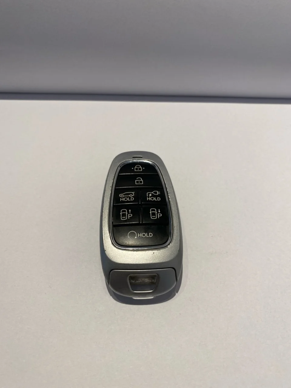 Hyundai IONIQ 5 NE 2022- Remote control, central locking / alarm