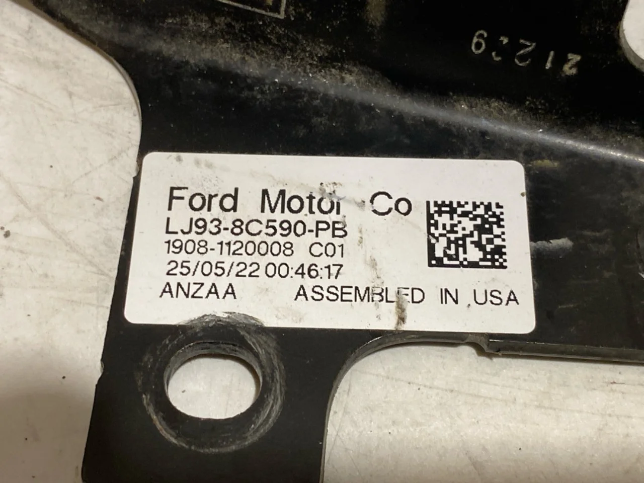 Ford MUSTANG MACH-E 2021- Circulation pump view 4