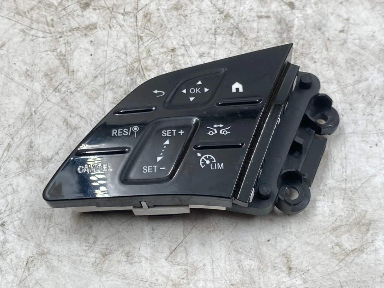 Mercedes EQS SUV X296 2022- Egyéb kapcsolók