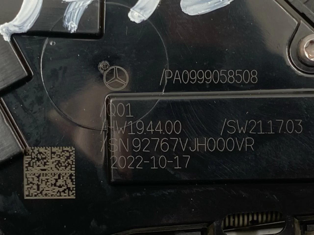 Mercedes EQS SUV X296 2022- Egyéb kapcsolók nézet 3