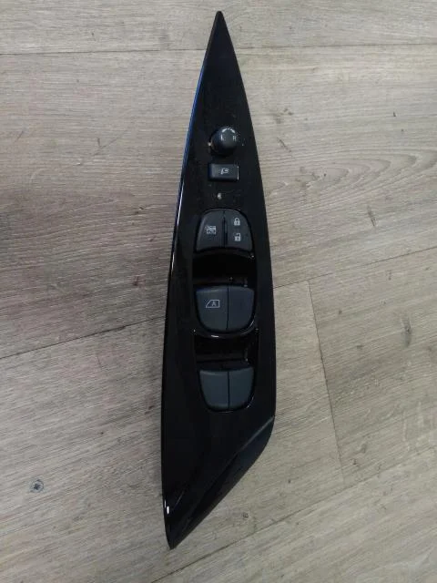 Nissan LEAF 2017-24 Ablakemelő kapcsoló